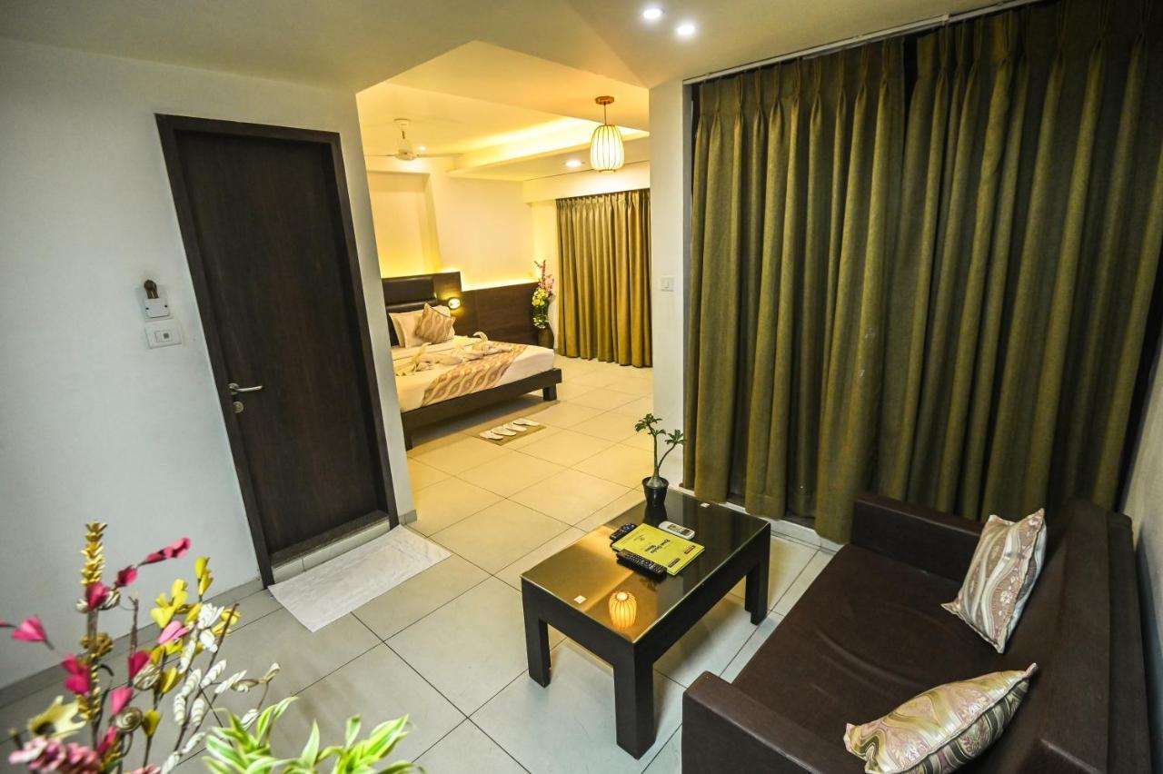 The Divine Resort Somnath Ngoại thất bức ảnh